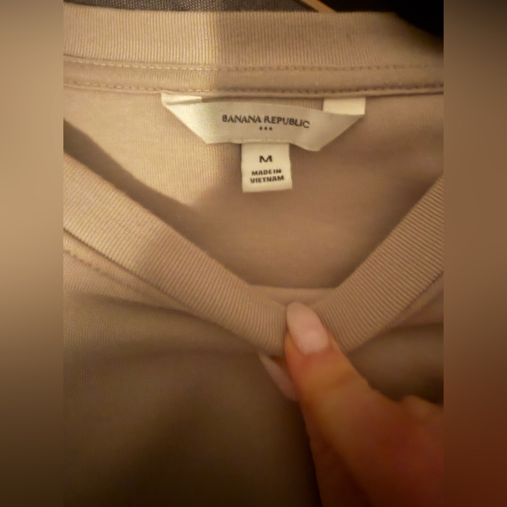 Banana Republic Factory Scuba Crew Neck Sweatshirt in Tan - Size M - Picture 5 of 5